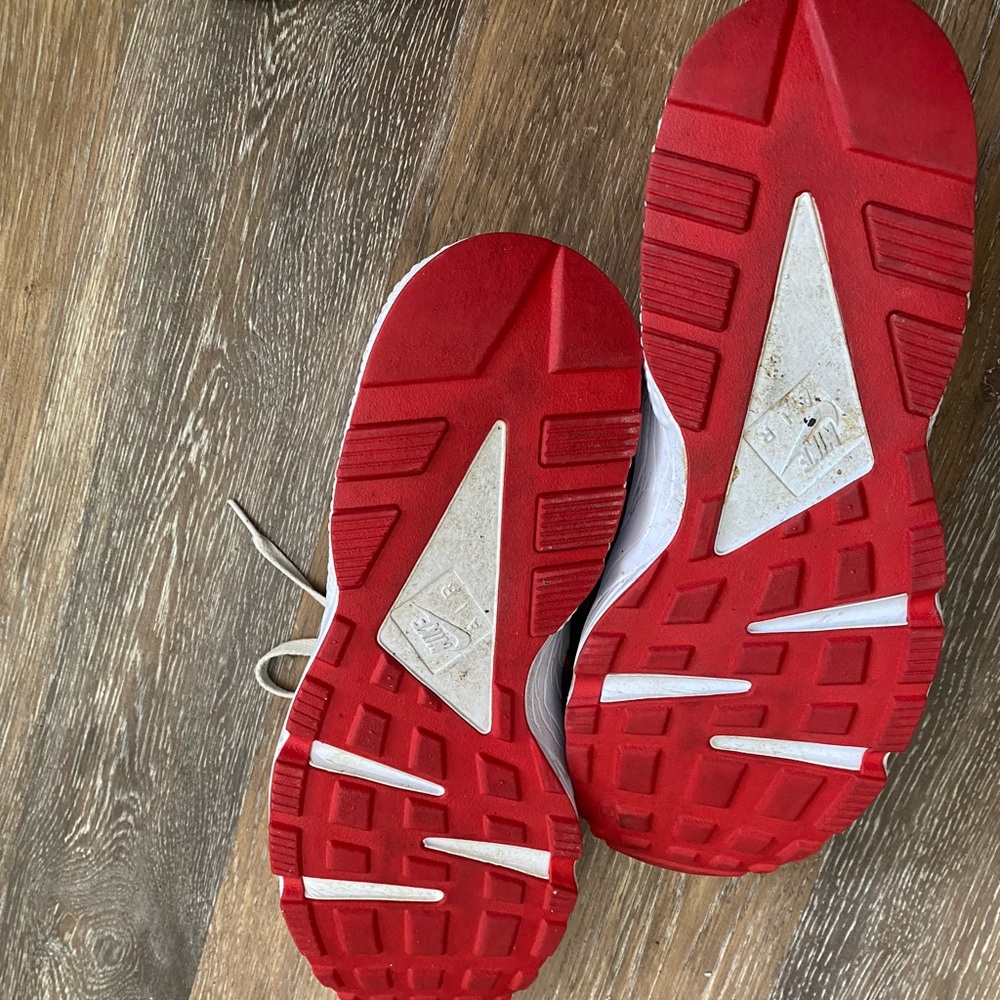 Like new Air Huarache by Nike - Picture 3 of 8